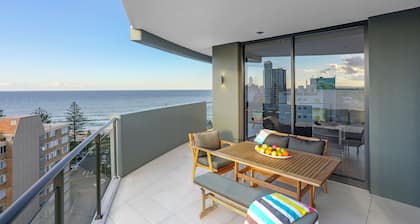 Ambience on Burleigh Beach