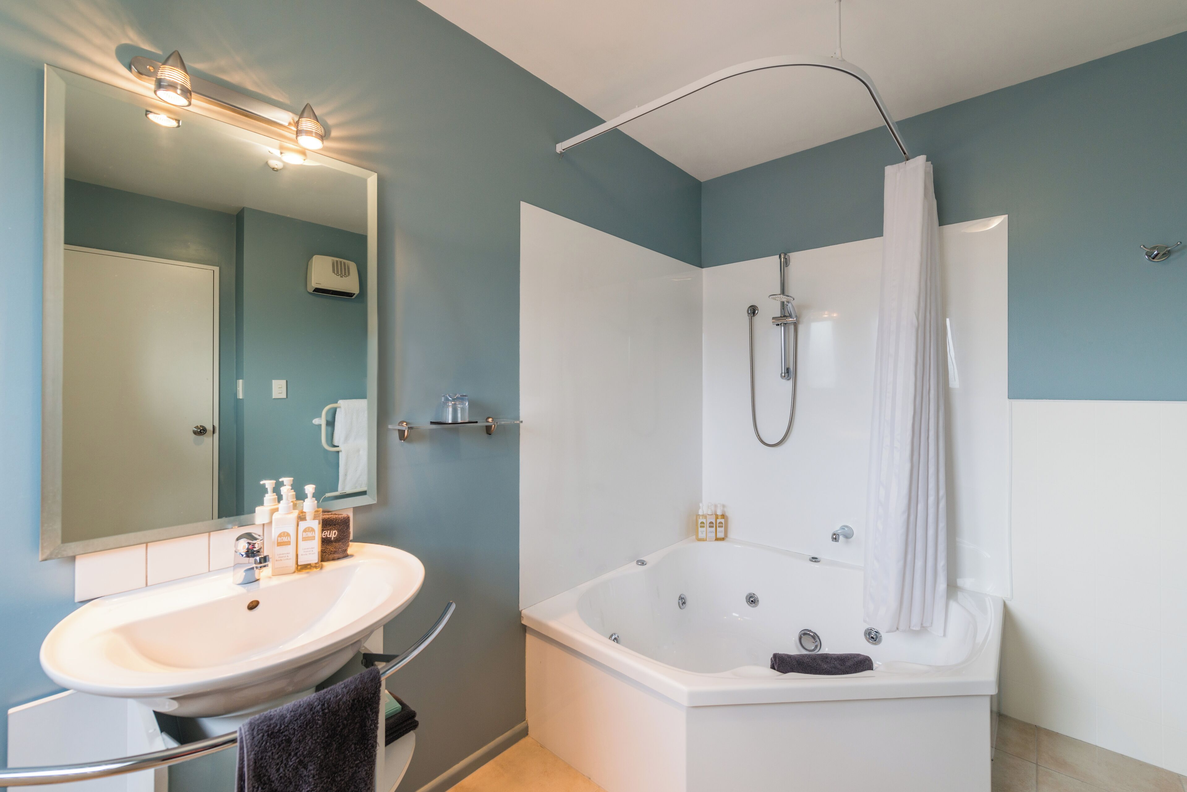 Photo - Roma On Riccarton Motel