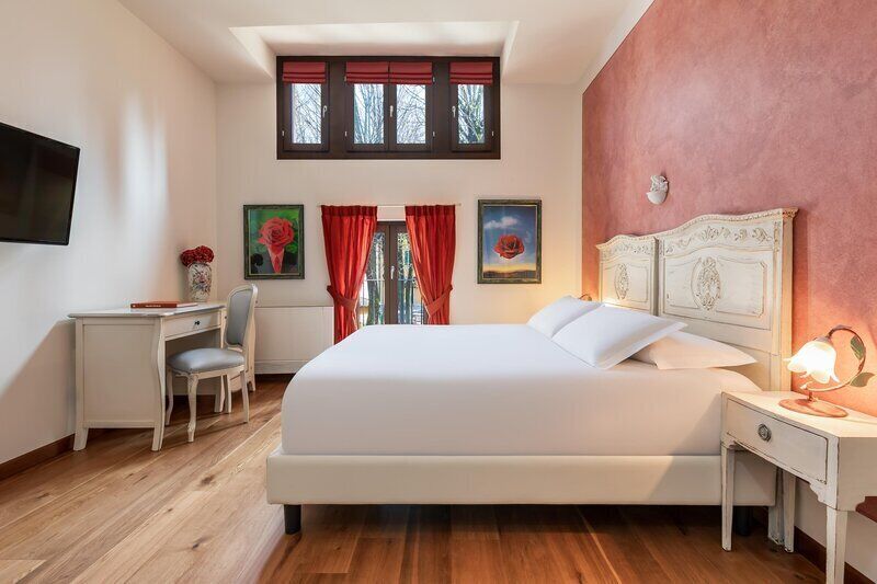 Suite Dependance Park View | Ropa de cama hipoalergénica, minibar, caja fuerte y escritorio