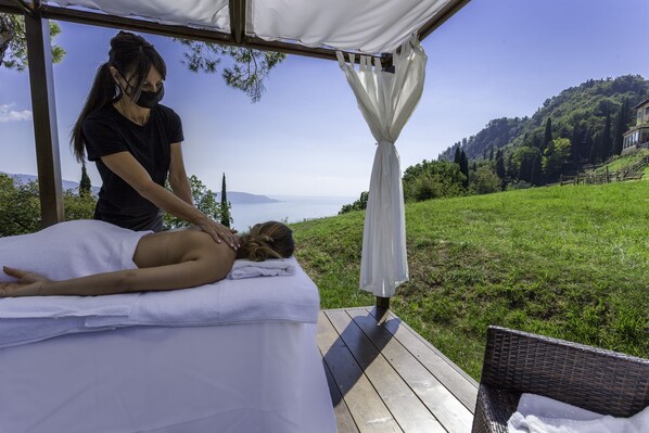 Turkish bath, deep-tissue massages, Ayurvedic treatments, massages - Boutique Hotel Villa Sostaga (Gargnano)