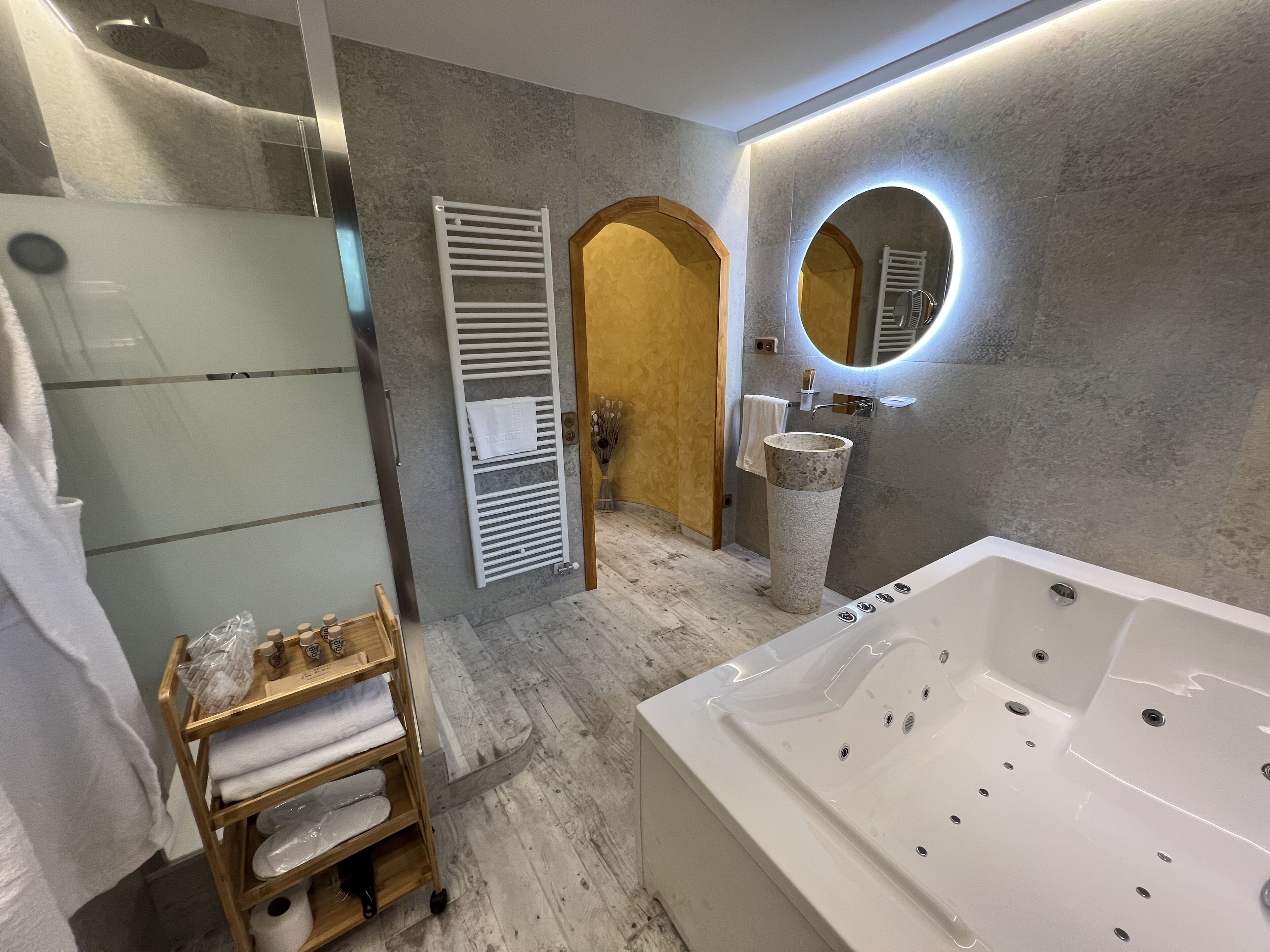 Suite Romantica | Bagno | Pantofole