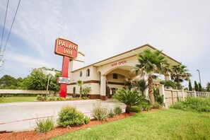 Exterior - Palace Inn - Baytown I-10 (Baytown)