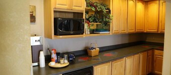 Americas Best Value Inn & Suites Bluffton