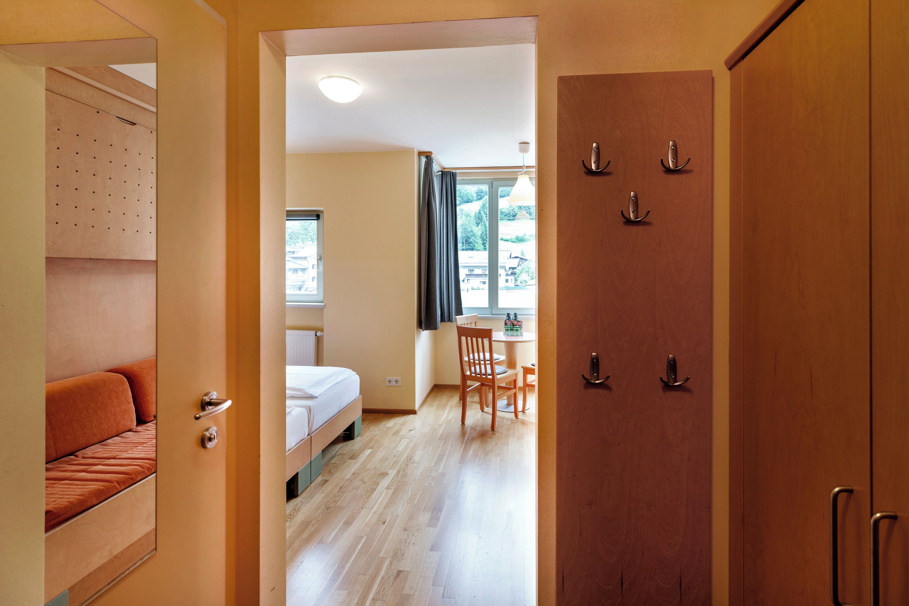 quadruple room | in-room safe, free cots/infant beds, free wifi, bed sheets