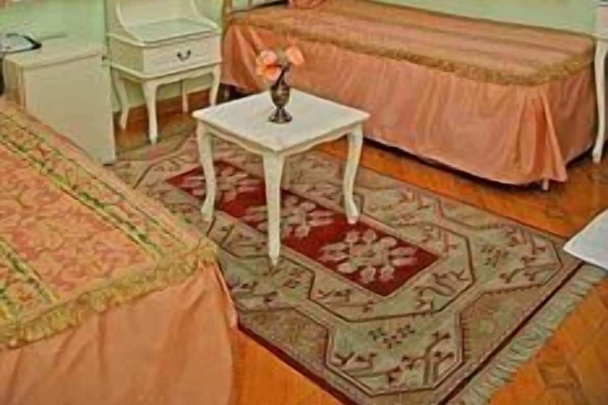 Double Room | Minibar, rollaway beds, free WiFi