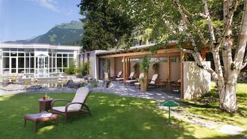 Body treatments, sports massages, 2 treatment rooms