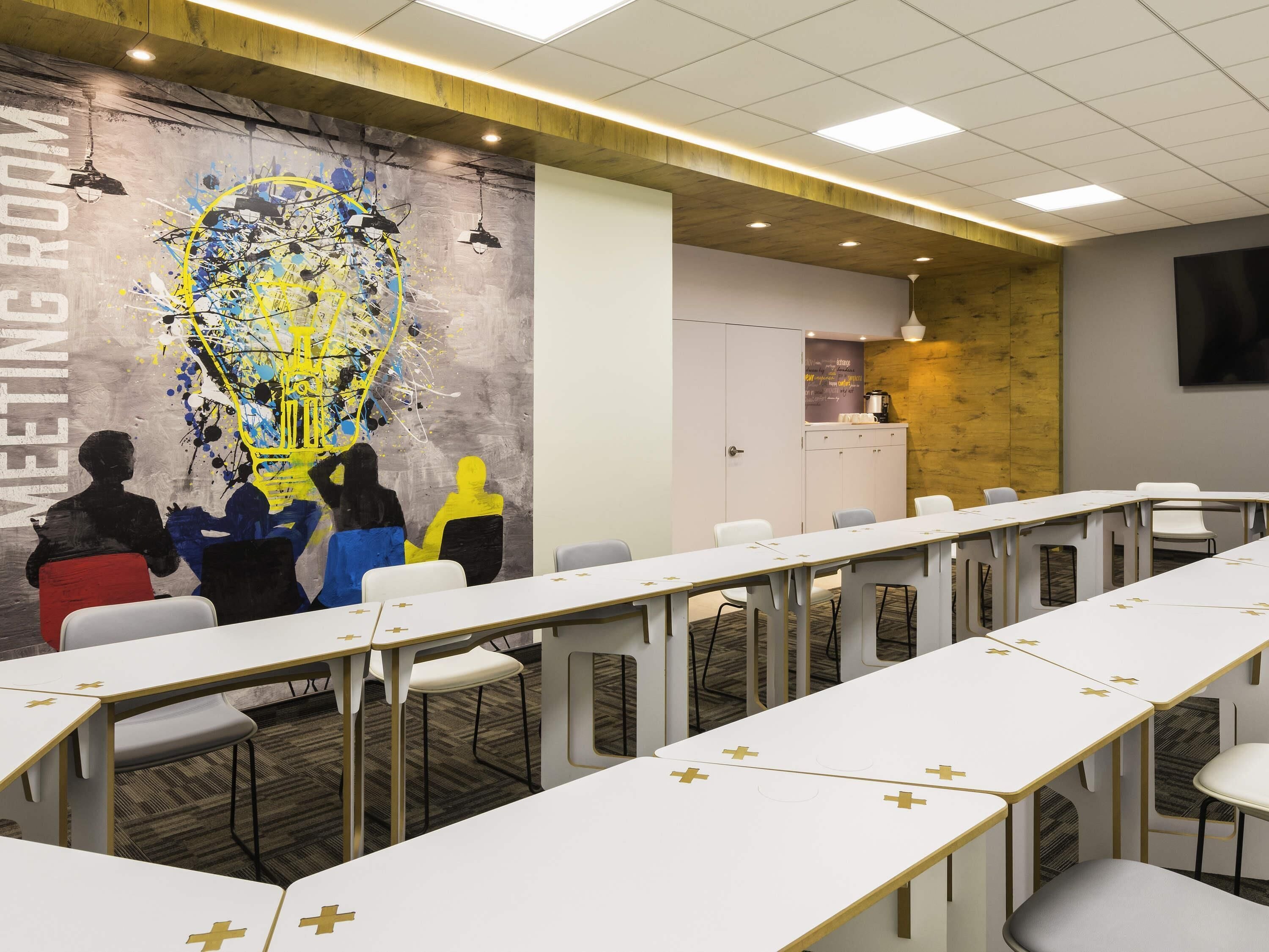 Photo - Ibis Chihuahua