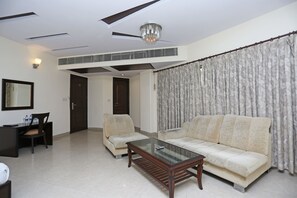 Classic-sviitti | Oleskelualue | LCD-televisio