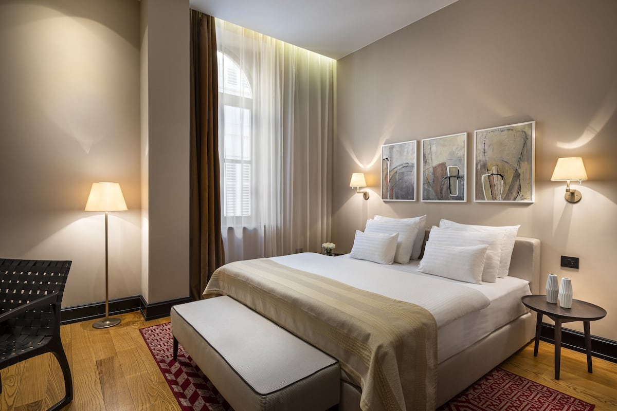 Room for 2 - Villa Giulietta | 1 bedroom, in-room safe, desk, iron/ironing board