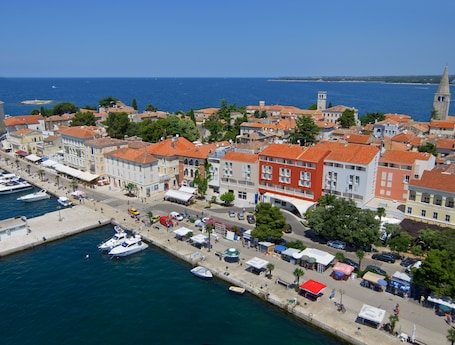 Vista aérea. Valamar Riviera Hotel & Residence