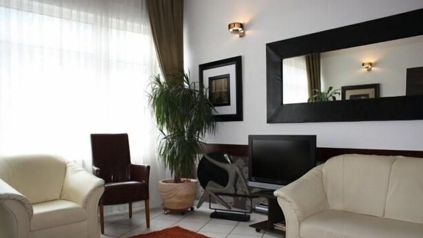 Unclassified image, 1 of 2, button - Residence Hotel (Frankfurt)