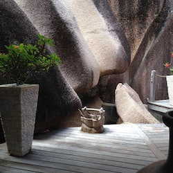 Couples treatment rooms, hot tub, steam room, Turkish bath