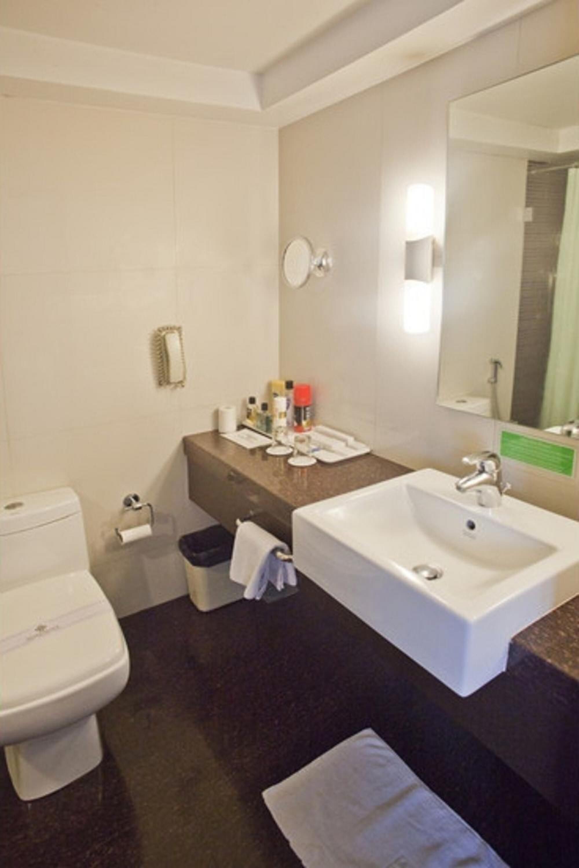 Shower, free toiletries, hair dryer, bathrobes