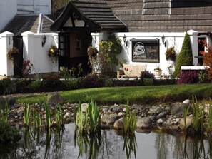 Exterior - Glazert Country House Hotel (Glasgow)