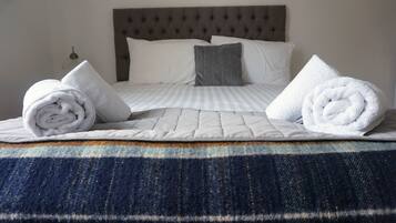 Premium bedding, free WiFi