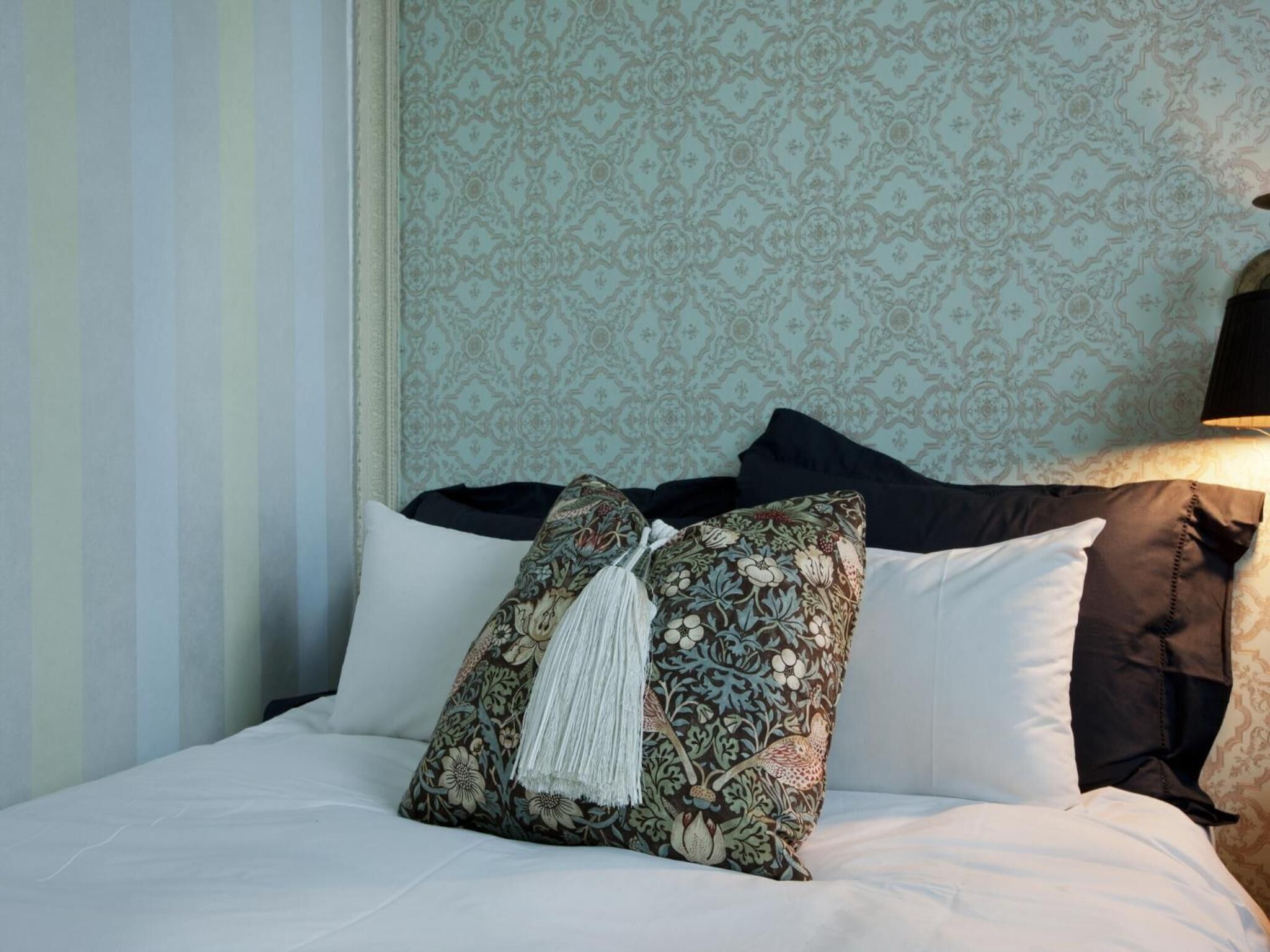 Photo - Central Tourist Hotel