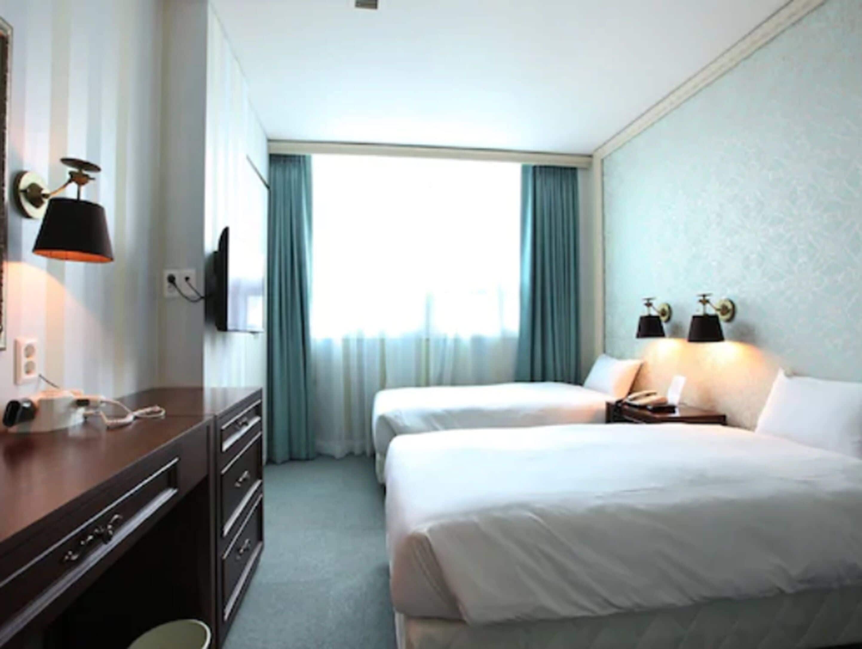 Photo - Central Tourist Hotel