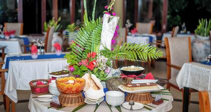 Castello Beach Hotel
