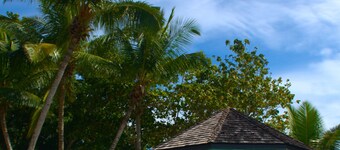 Castello Beach Hotel