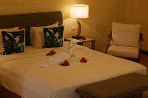 Junior Suite | In-room safe, soundproofing, iron/ironing board, free cribs/infant beds - Castello Beach Hotel (Praslin Island)