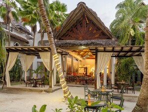 Breakfast and dinner served - Village Du Pecheur (Praslin Island)