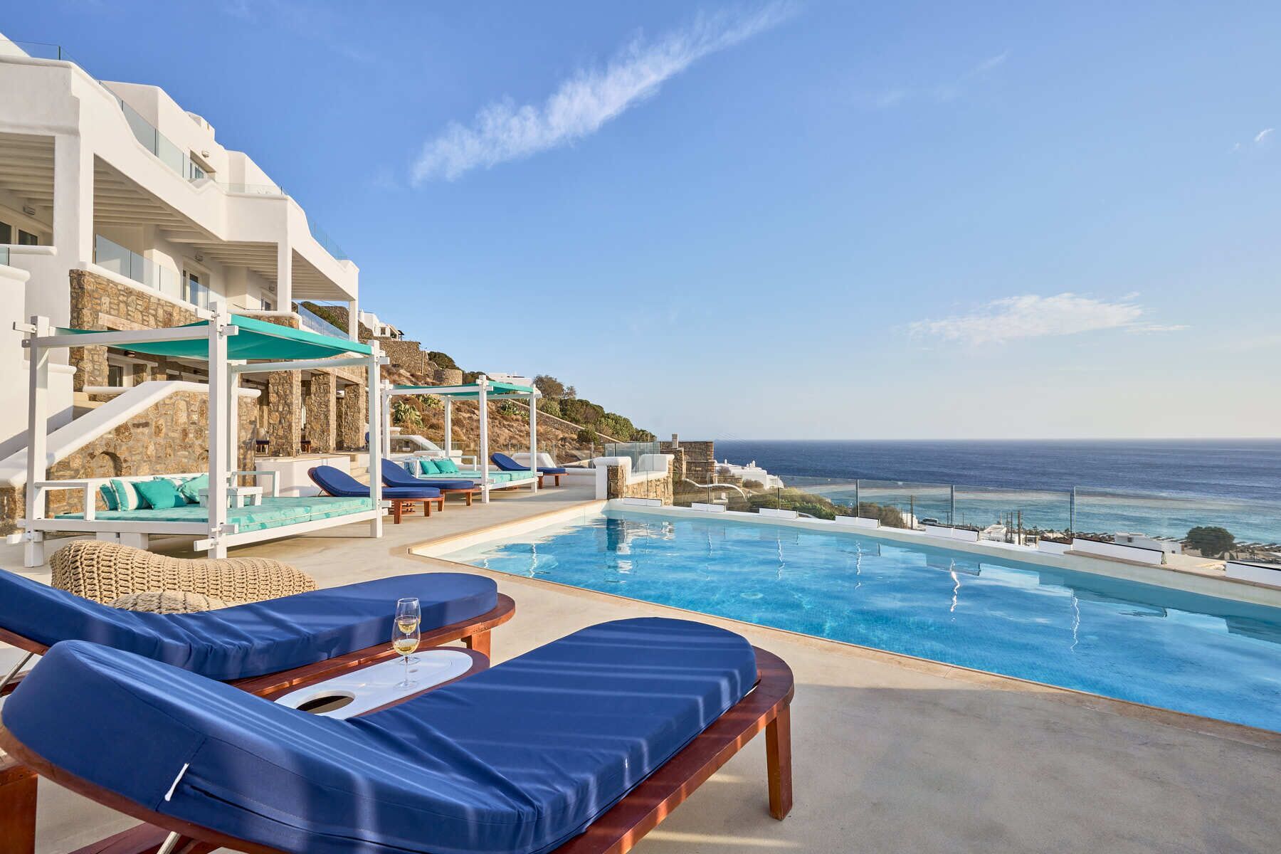 1 bedroom, frette italian sheets, premium bedding, down duvets