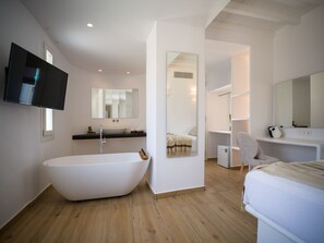 Premium Family Sea View suite with sharing pool | Lenzuola Frette, biancheria da letto di alta qualità