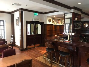 Lounge - Rab Ha's (Glasgow)