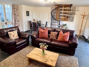 Stuga - eget badrum - utsikt mot bergen (One Bedroom) | Lounge