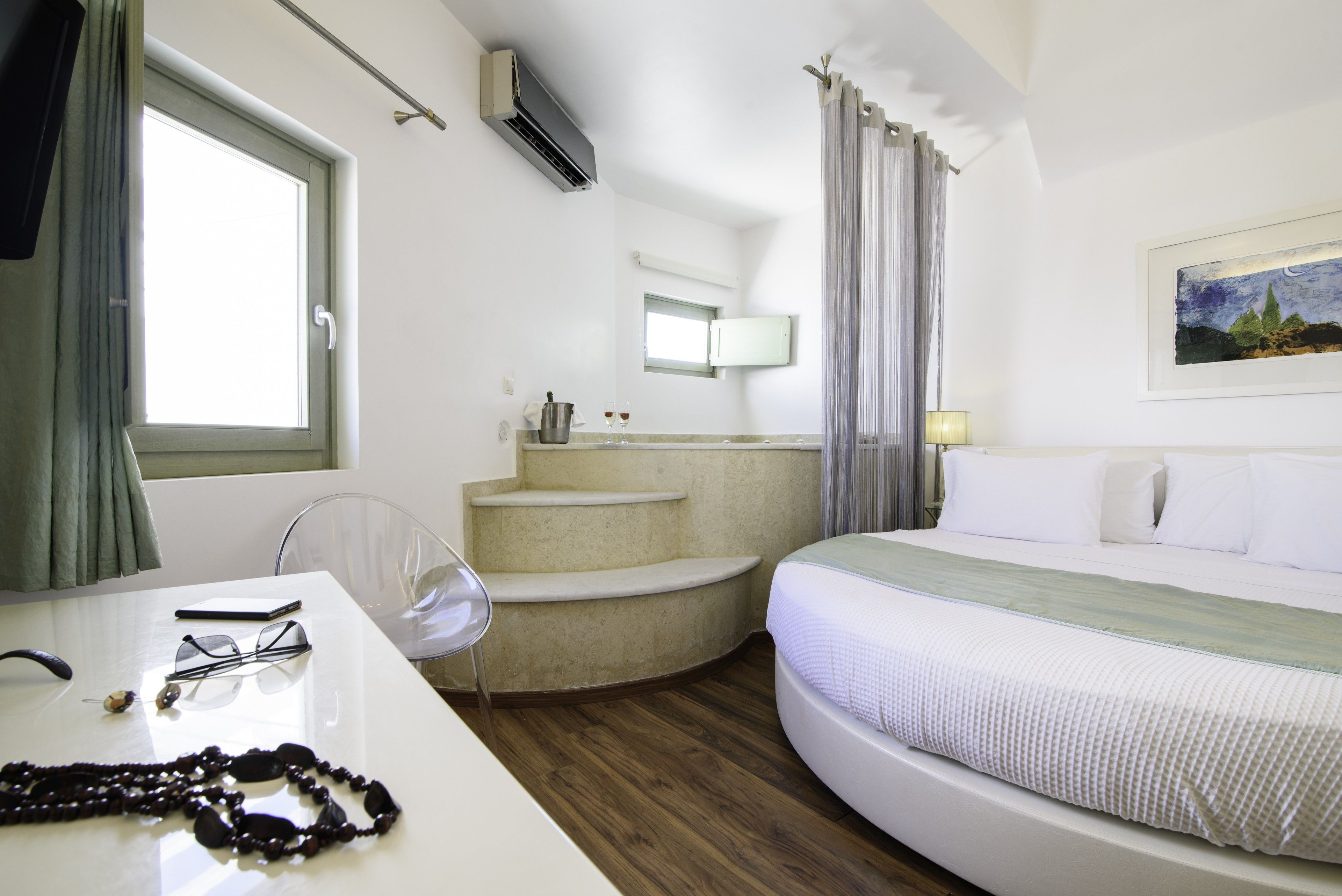 La Mer Deluxe Hotel & Spa - Adults only Santorini interior view 8