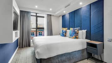 Liberty Suite | In-room safe, desk, iron/ironing board, free WiFi