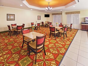 Free continental breakfast