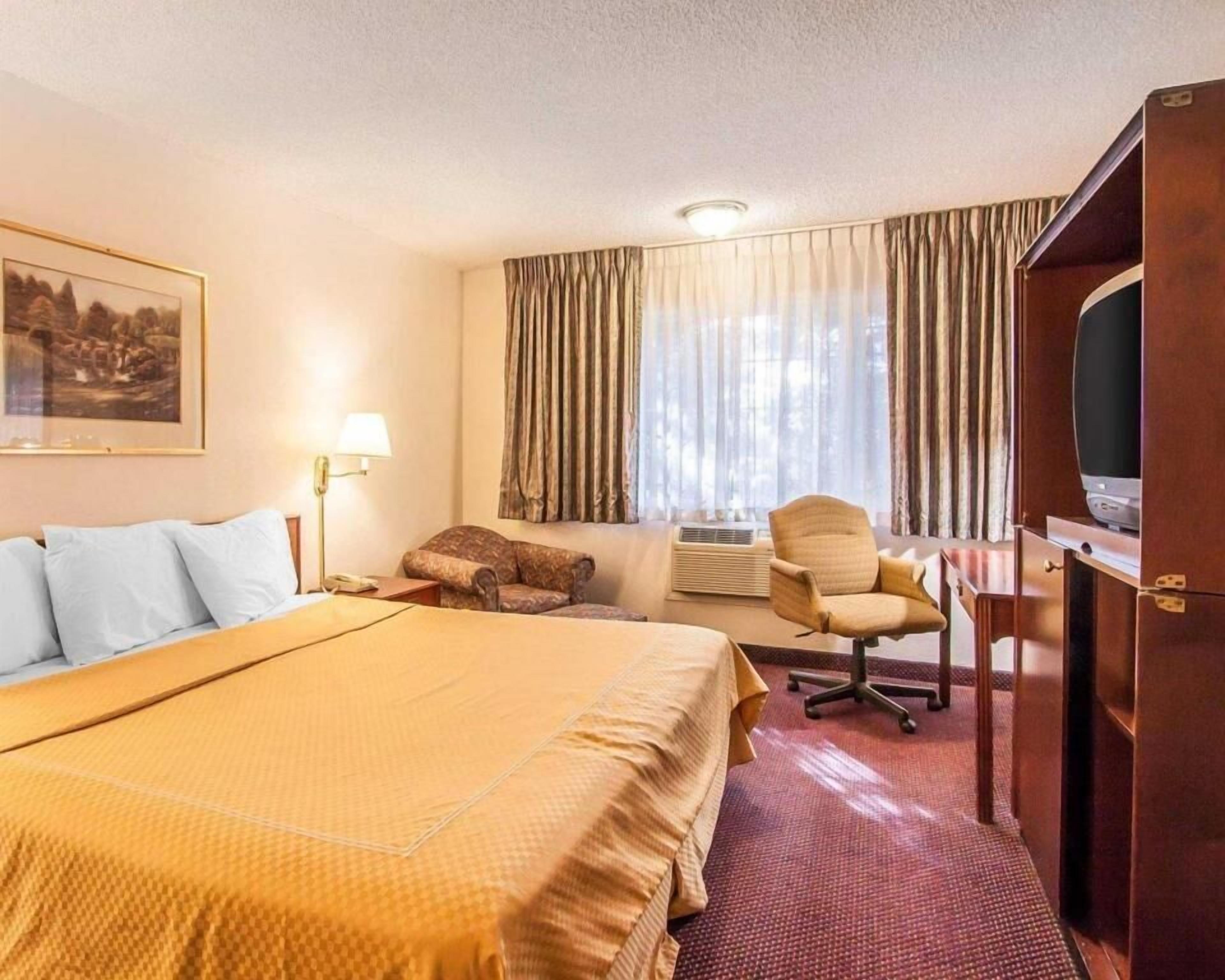 Desk, blackout curtains, iron/ironing board, free WiFi