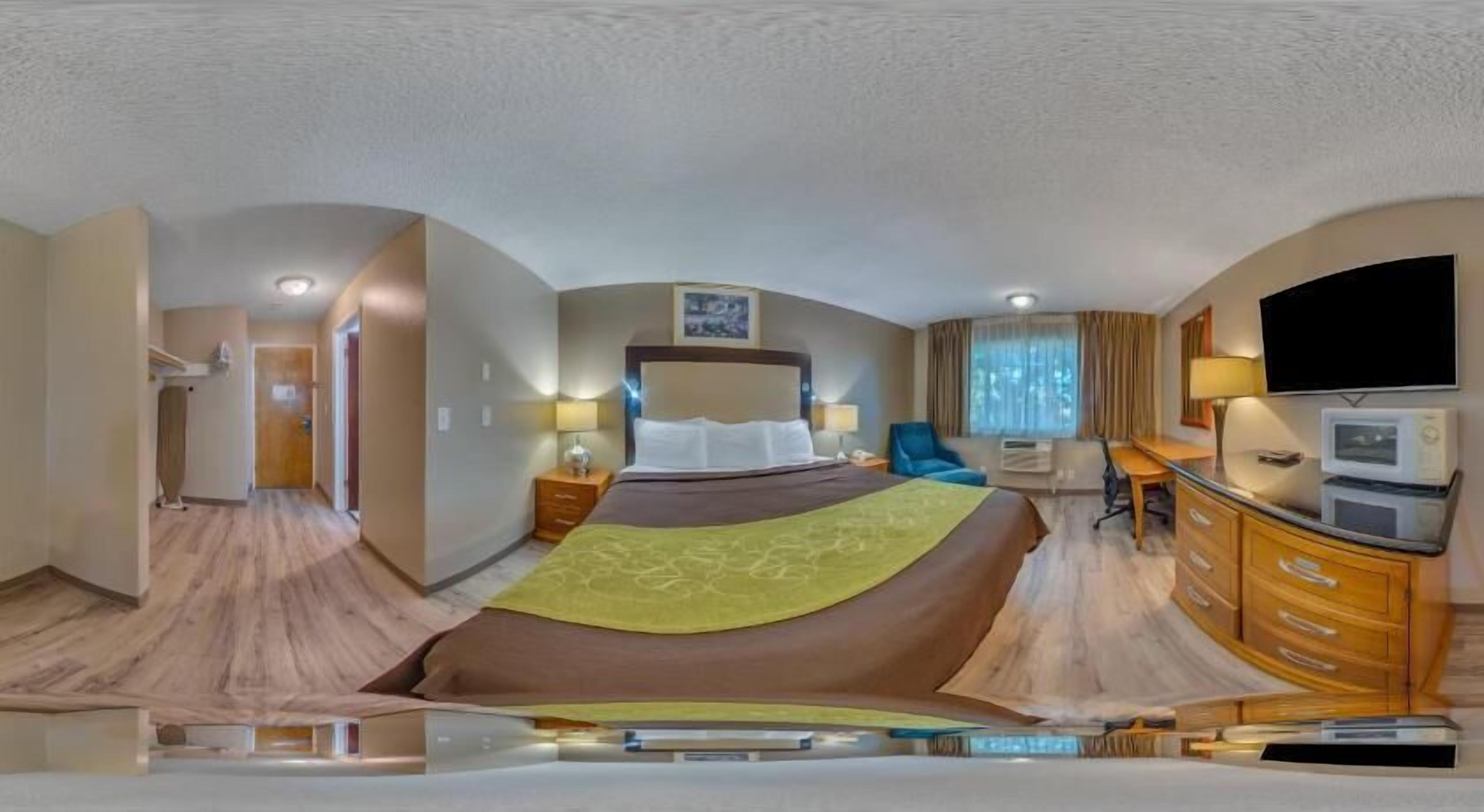 Desk, blackout curtains, iron/ironing board, free WiFi