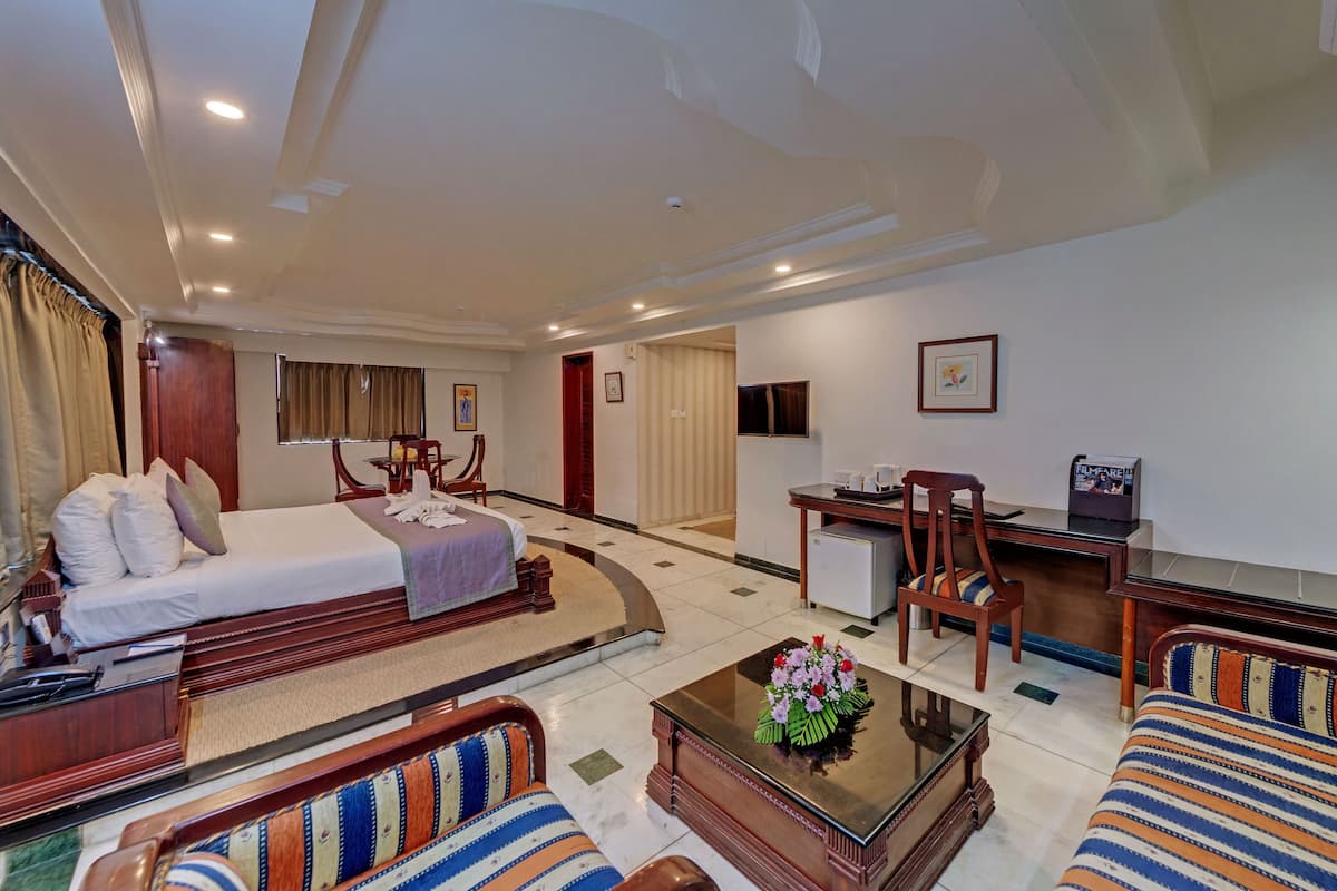 Suite | Rollaway beds, free WiFi