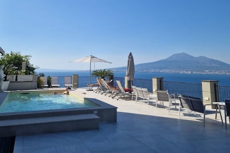 Rooftop terrace. La Panoramica Hotel