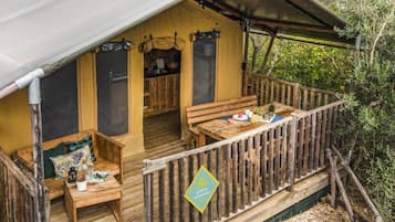 Tenda, 2 camere da letto, piano elevato | Terrazza/patio