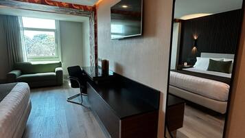 Ropa de cama de alta calidad, cubrecamas y colchones con pillow-top