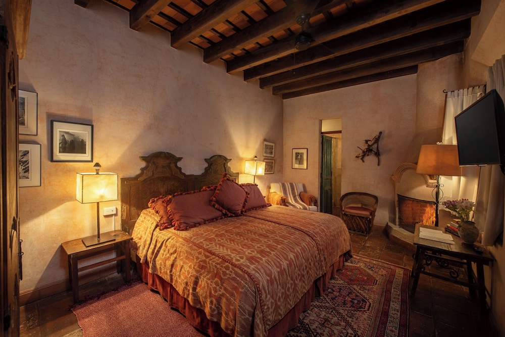 Posada del Angel by null