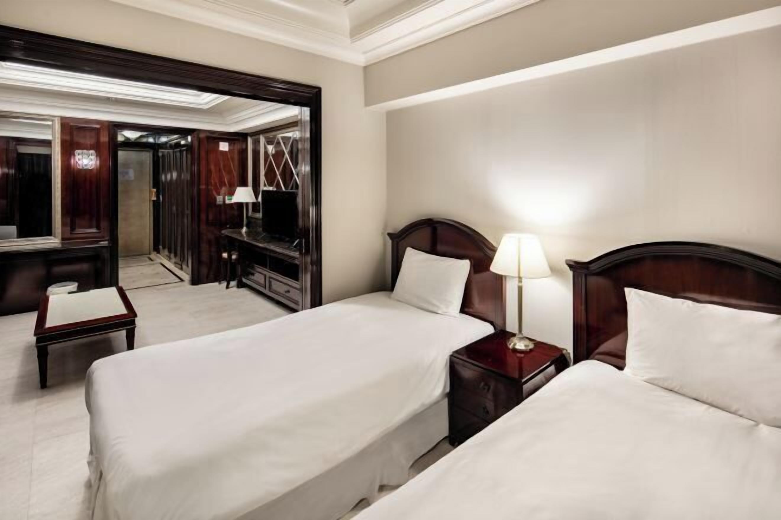 In-room safe, blackout drapes, soundproofing, iron/ironing board