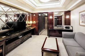 In-room safe, blackout curtains, soundproofing, iron/ironing board - Gangnam Artnouveau City (Seoul)