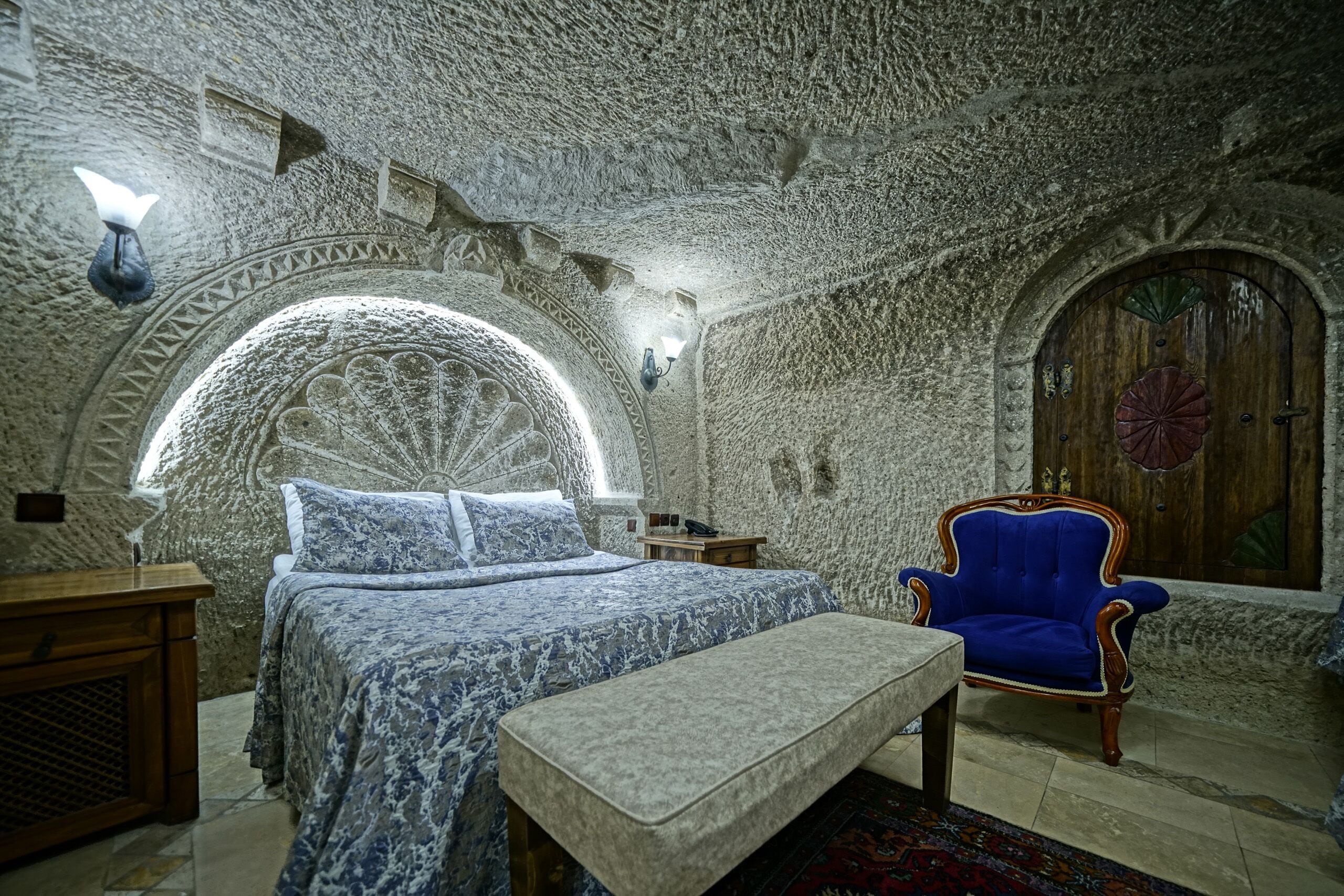 Photo - Holiday Cave Hotel