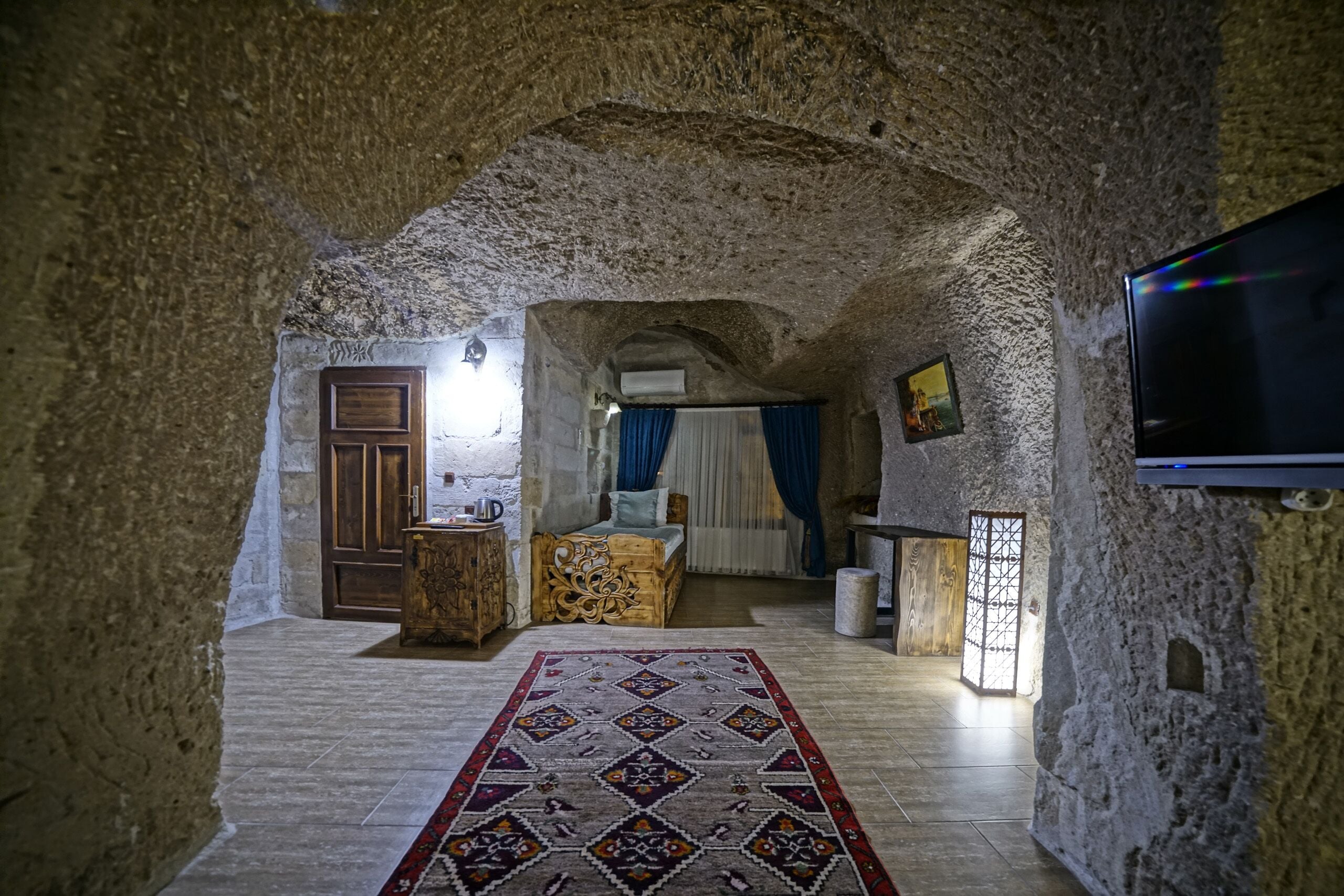 sultan cave suite | 1 bedroom, premium bedding, pillow-top beds, minibar