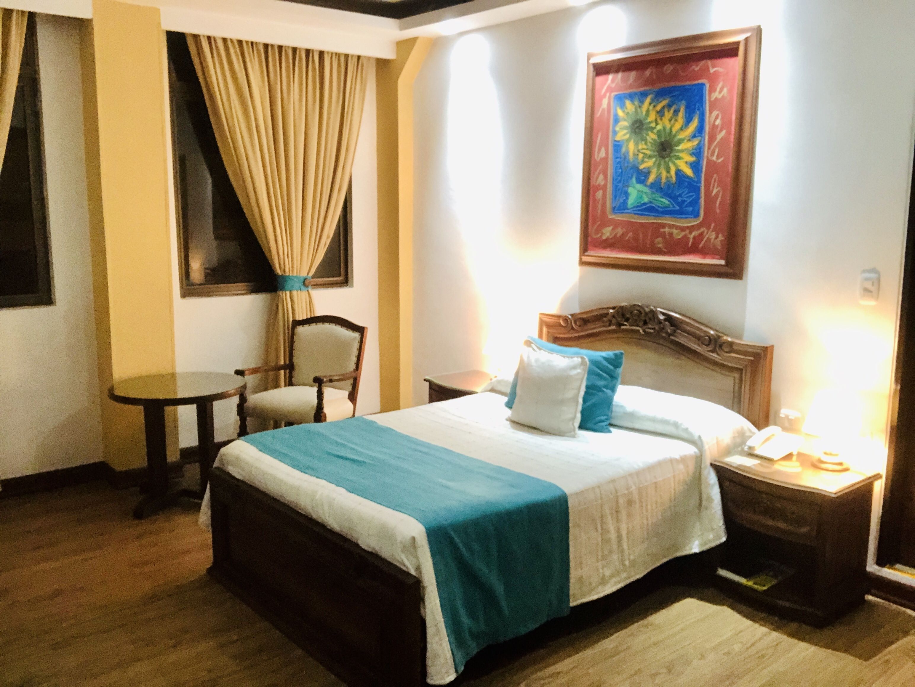 1 bedroom, premium bedding, down duvets, tempur-pedic beds