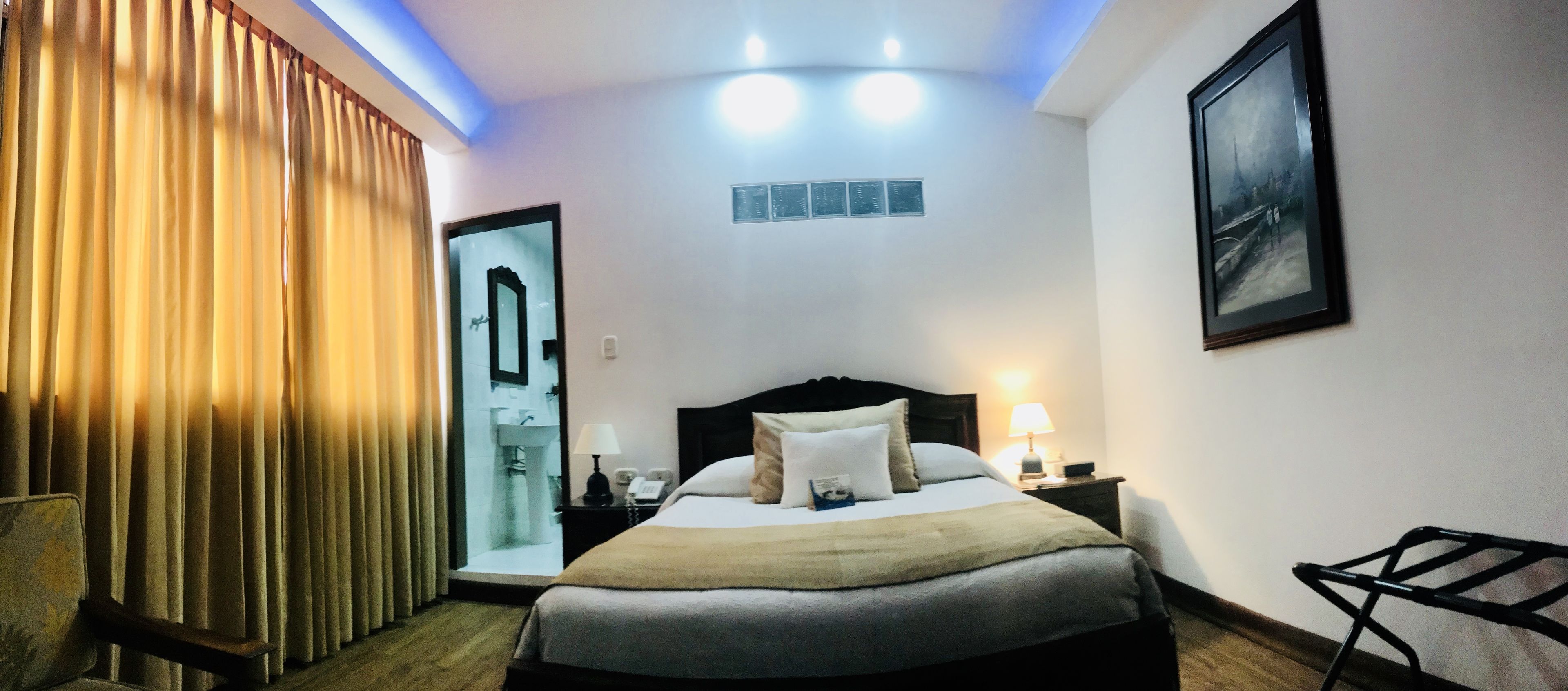 1 bedroom, premium bedding, down duvets, tempur-pedic beds