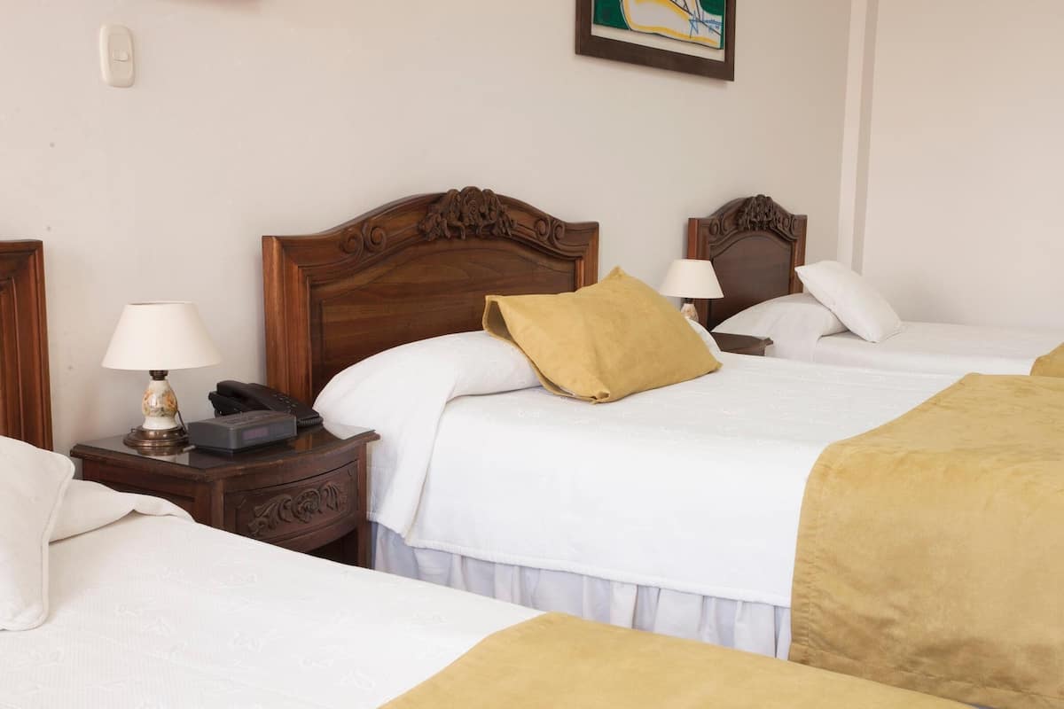1 bedroom, premium bedding, down duvets, Tempur-Pedic beds