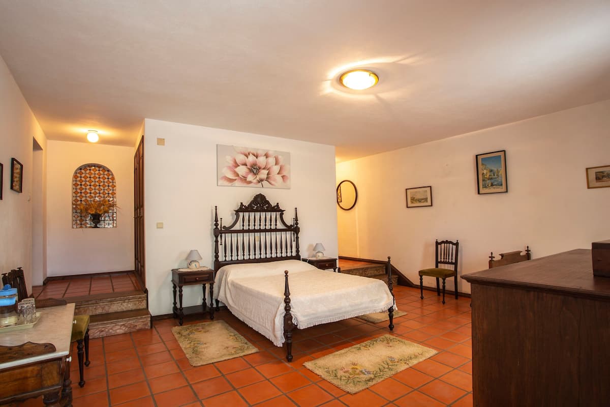 Standard Room | Free WiFi, bed sheets