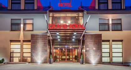Grand Royal Hotel