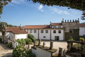 واجهة المنشأة