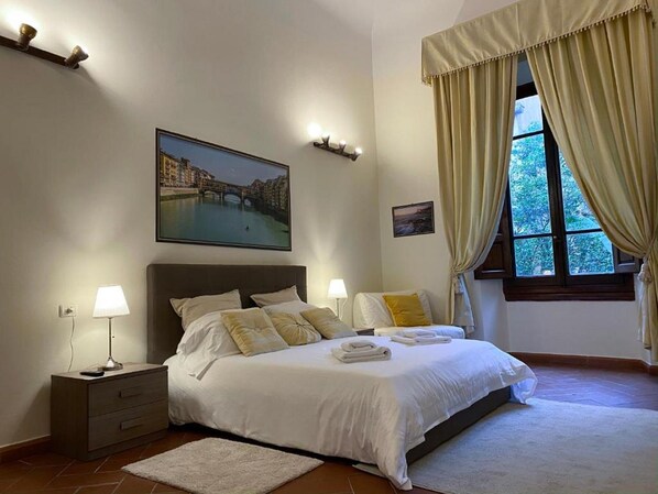 Classic Double Room, Private Bathroom | Premium bedding, down duvets, minibar, in-room safe